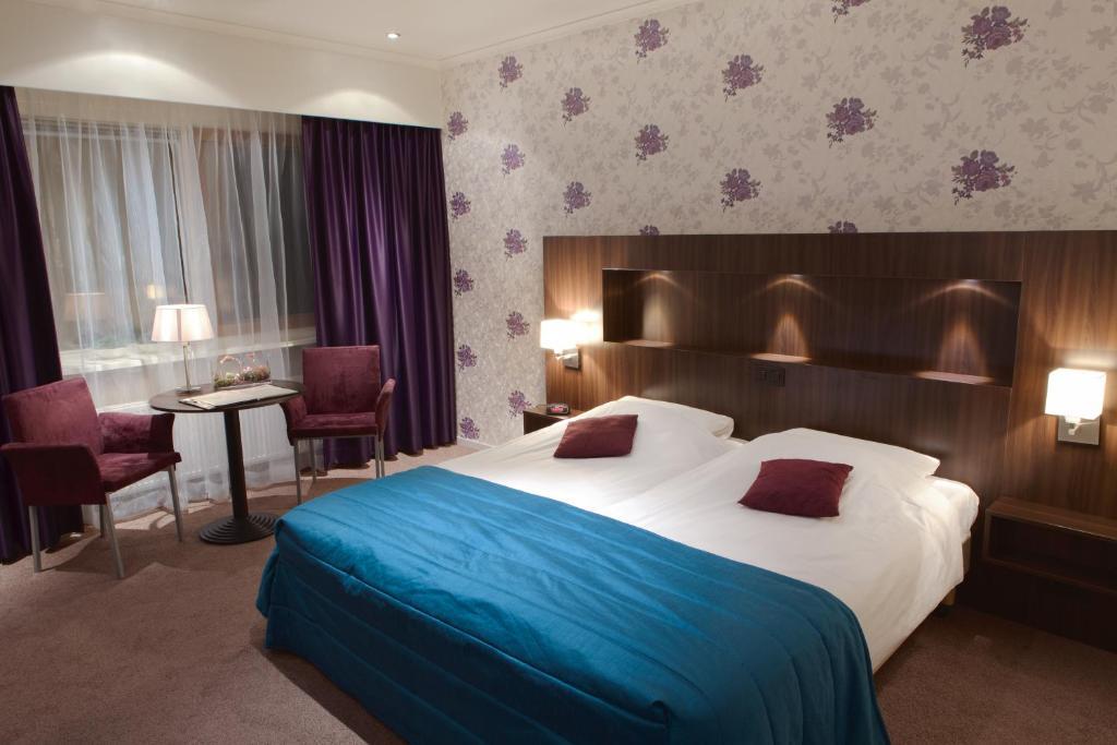 Hotel Het Landhuis โอลเดนซาล ภายนอก รูปภาพ